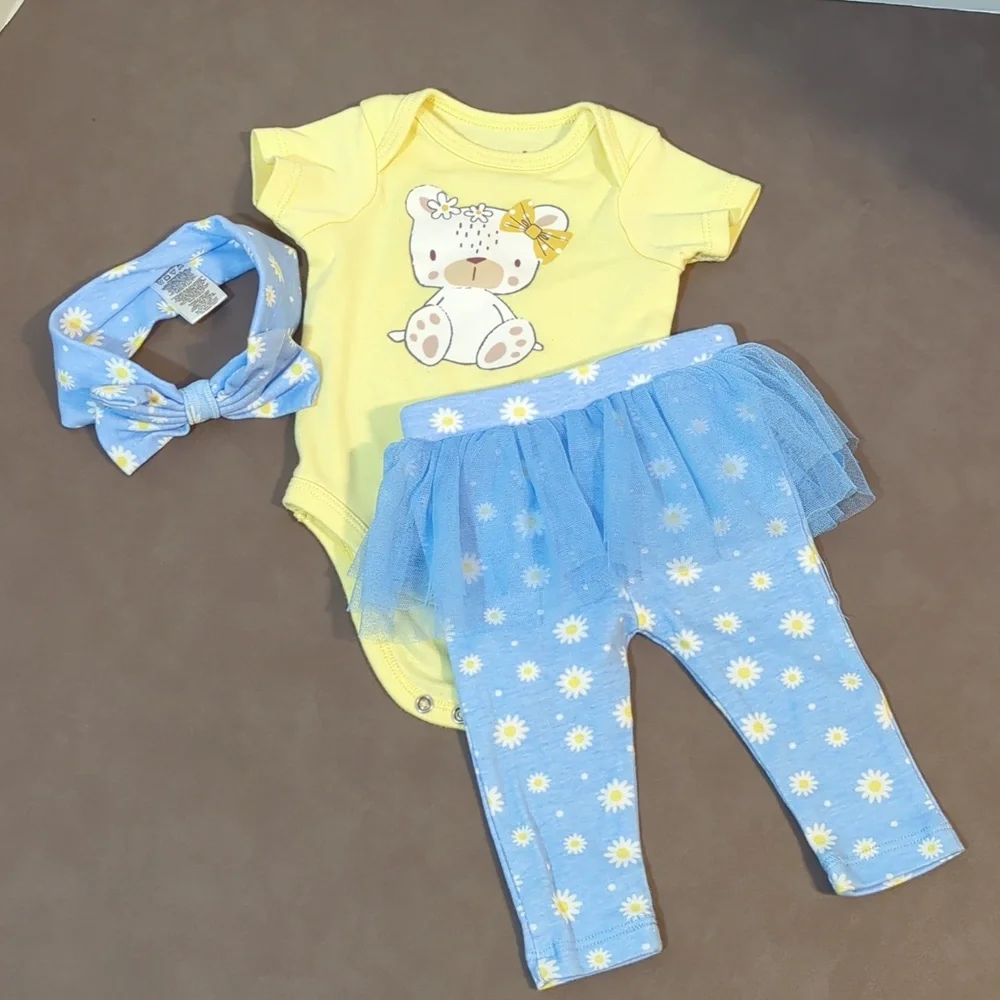Baby Girl Outfits 9 Piece Lot 3 ea onesie bottoms bows all Matching 3-6 mo